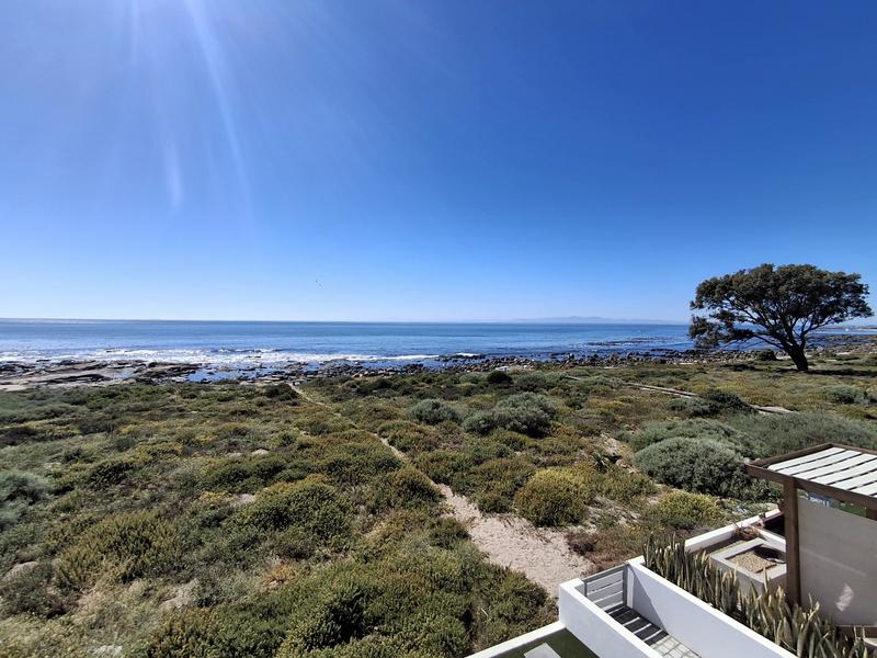 5 Bedroom Property for Sale in Sandy Point Western Cape